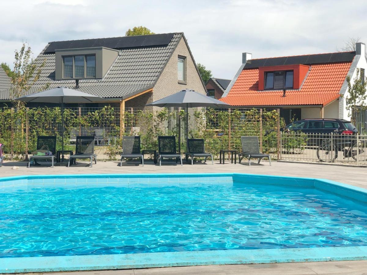 Chalet 516 Op Recreatiepark De Wielen 신트 마르턴 외부 사진