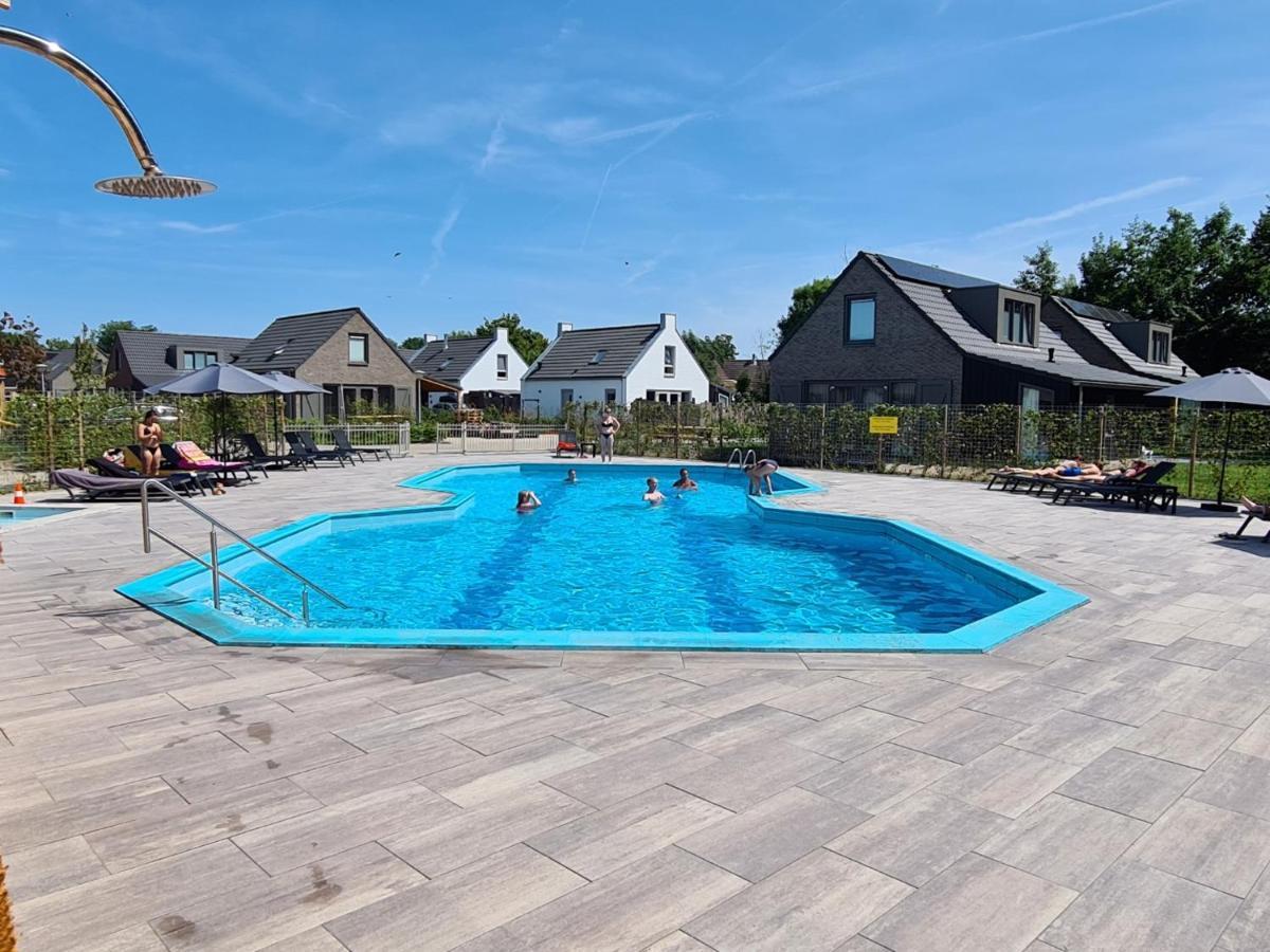 Chalet 516 Op Recreatiepark De Wielen 신트 마르턴 외부 사진
